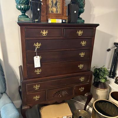 Sale Photo Thumbnail #419: Vintage Queen Anne style highboy. Solid wood and dovetailed. 