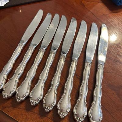 Sale Photo Thumbnail #140: Set of 8 Towle "Fontana" pattern sterling silver handle and stainless blade dinner knive-s. 