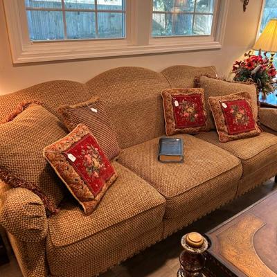 Henredon upholstered sofa. 