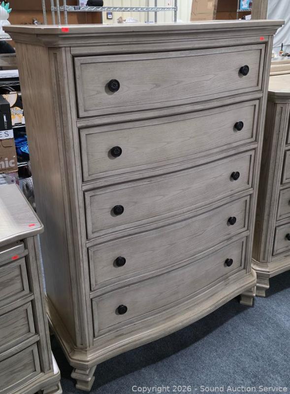 Sale Photo Thumbnail #6