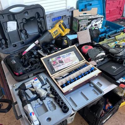 Sale Photo Thumbnail #12