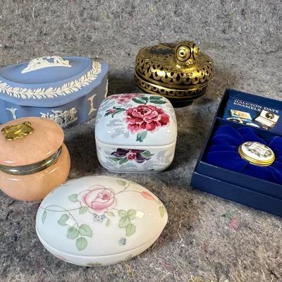 Vintage Trinket & Vanity Box Lot | Wedgwood Jasperware, Halcyon Days Enamel & Floral Boxes