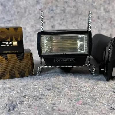 Olympus Bounce Grip, T32 Flash, TTL Auto Cord & Flash Riser Accessories