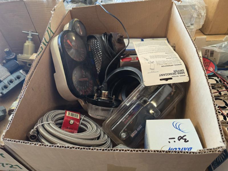 Sale Photo Thumbnail #300