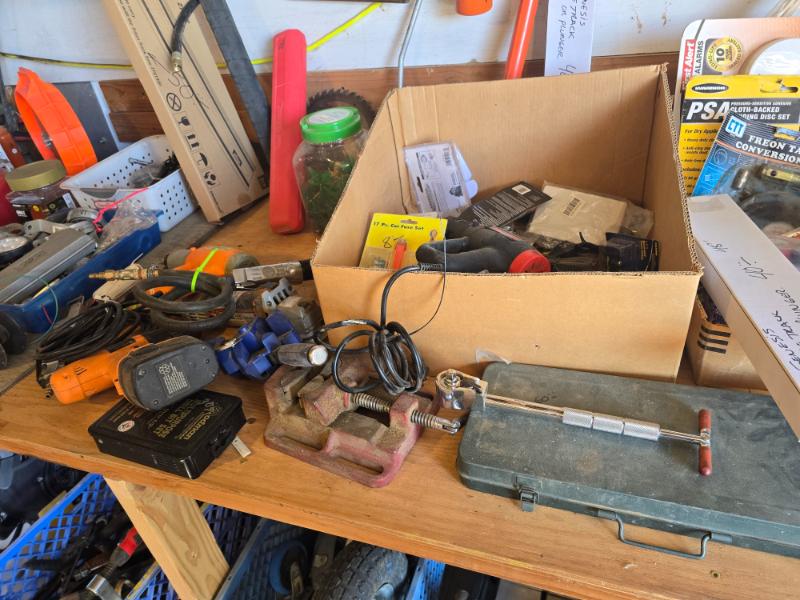 Sale Photo Thumbnail #322