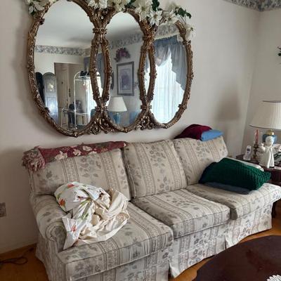 Sale Photo Thumbnail #177