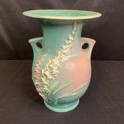 1942 Roseville Double-handled Foxglove Vase 