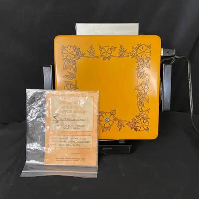 Vintage 1970s Superelectric Grill and Waffle Maker with Manual 