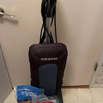 Oreck XL Platinum Upright Vacuum & Bags