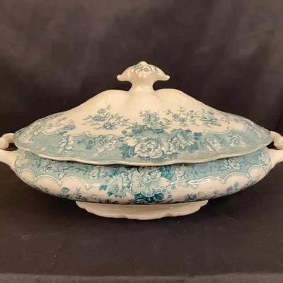 Ruskin Crown Pottery Tureen