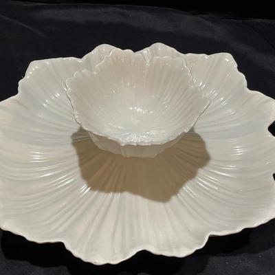 Whittier Potteries Floral Coupling Serving Dish And Bowl