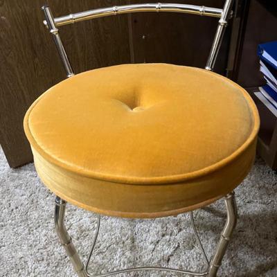 Sale Photo Thumbnail #700