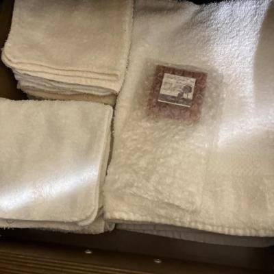 Sale Photo Thumbnail #701