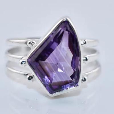Natural Amethyst Modernist Sterling Silver Ring