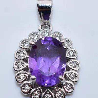 1 Carat Natural Oval Amethyst Sterling Silver Pendant