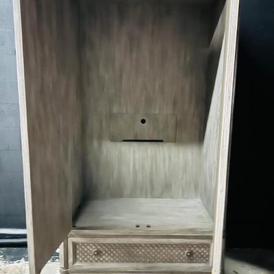 Sale Photo Thumbnail #266