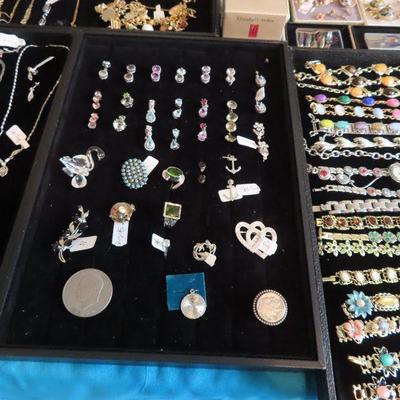 Sale Photo Thumbnail #9