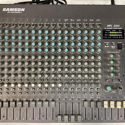 Sale Photo Thumbnail #532