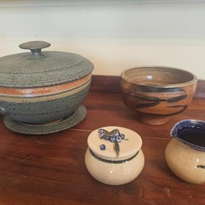 Sale Photo Thumbnail #17: Pottery