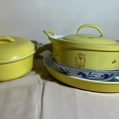 Vintage Cast Iron Casserole, Fry Pan, And Dutch Ovens 