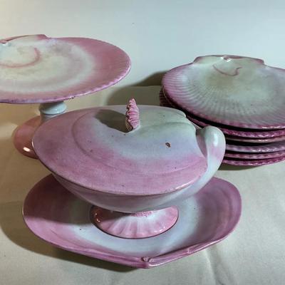 Wedgewood Pearlware Pink Nautilus Shell Plates And Serveware 