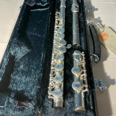 Yamaha 221 Student Flute 
