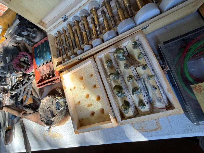 Sale Photo Thumbnail #389