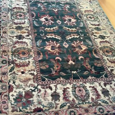 Traditional Pattern Area Rug, Wool-Look Design