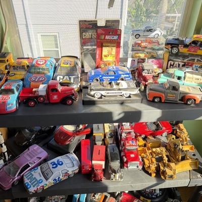 Sale Photo Thumbnail #379