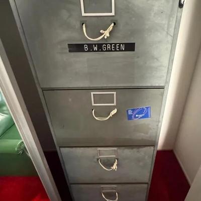 KVS082 - Vintage GF Superfiler metal filing cabinet 