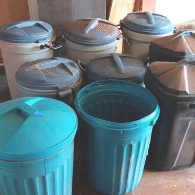 KVS036 9 Vinyl Plastic Garbage Cans