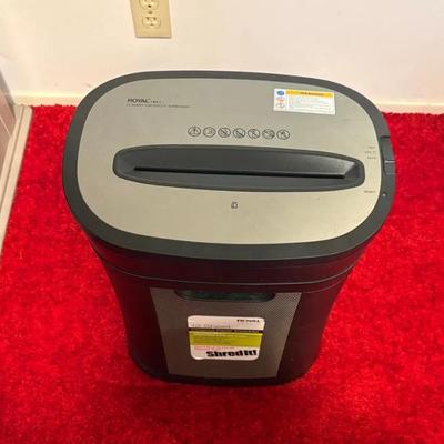 KVS076 - Royal 12 Sheet Paper Shredder