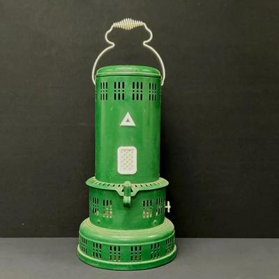 Vintage Metal Kerosene Stove/Heater