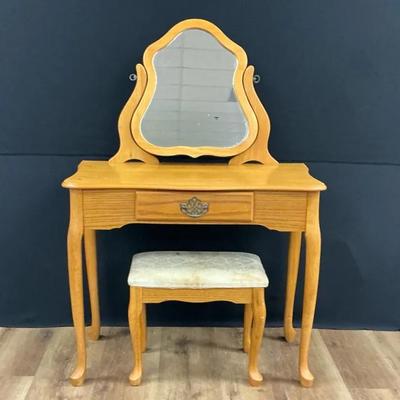 Oak Vanity With Bench 