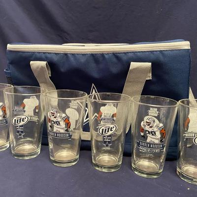 Cowboys Fan Glasses & Case