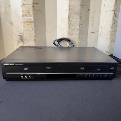 Samsung DVD-V9650 VCR + DVD Player