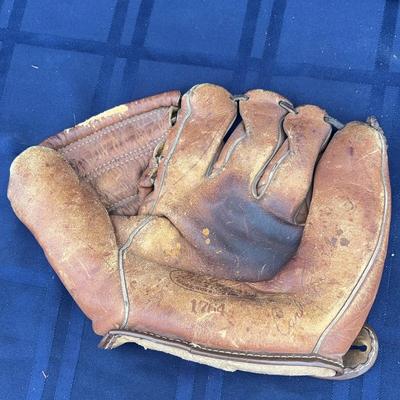 Vintage Mitt