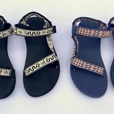 Teva Sandals Size 8 - Lot 2