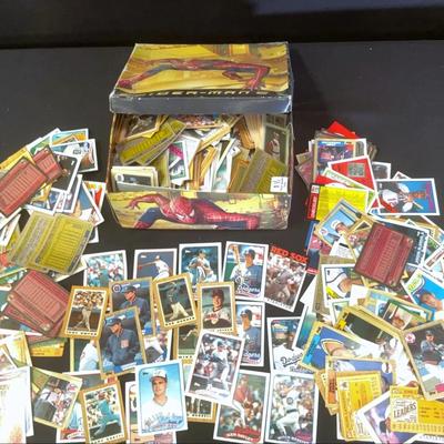 Vintage Baseball Cards SCORE!