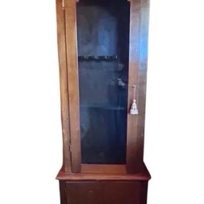 Wooden rustic gun rack, hold six guns