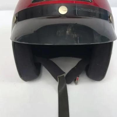 HJC IS-Cruiser half-helmet in red. 