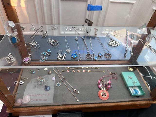 Sale Photo Thumbnail #6