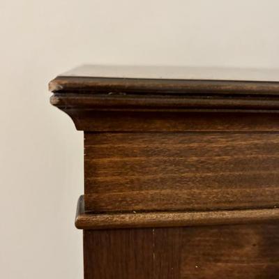 Sale Photo Thumbnail #243