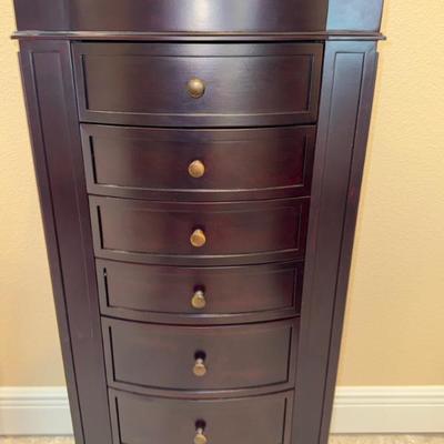 Sale Photo Thumbnail #127