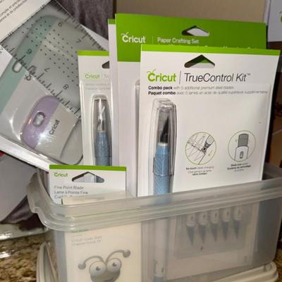 Sale Photo Thumbnail #179