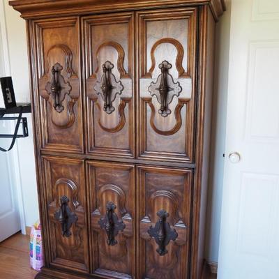 Sale Photo Thumbnail #293