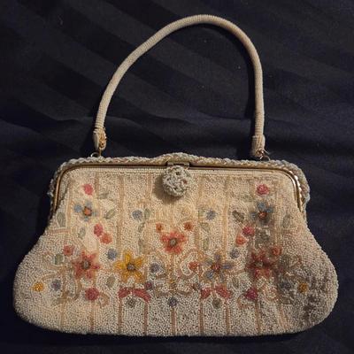 Vintage Floral Micro-Beaded Evening Handbag with Beaded Handle & Metal Frame