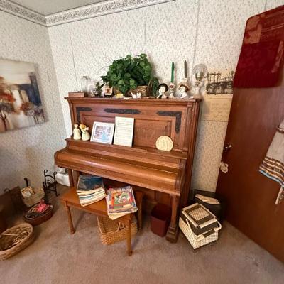 Sale Photo Thumbnail #256