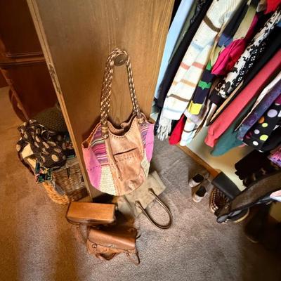 Sale Photo Thumbnail #180