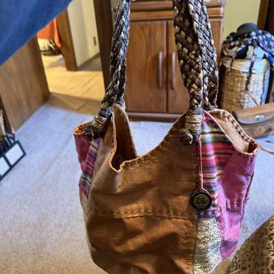 Sale Photo Thumbnail #185